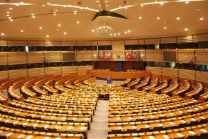 Le vote du Parlement européen et les conséquences du rejet de la loi morale